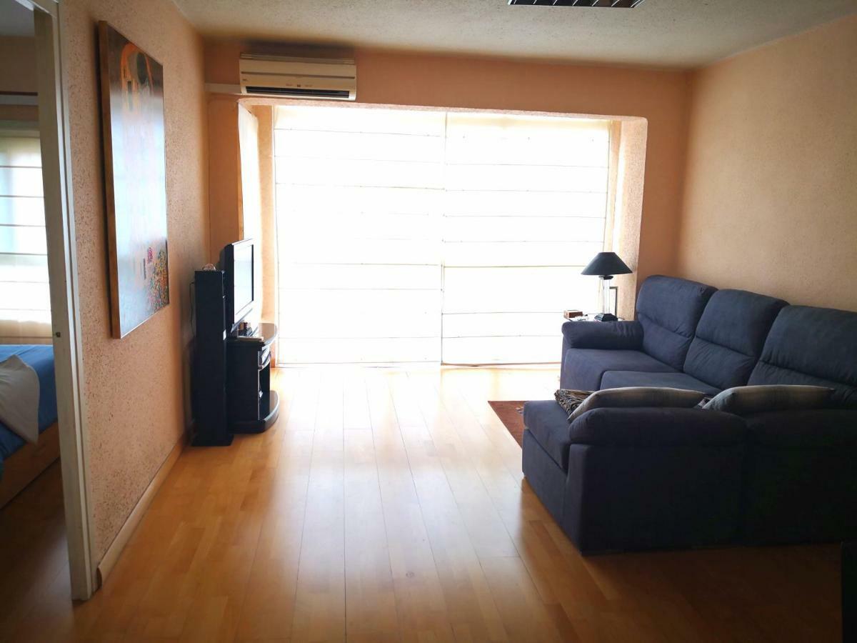 Habitación en casa particular Apartamento Soleado Plaza Escultor Frechina